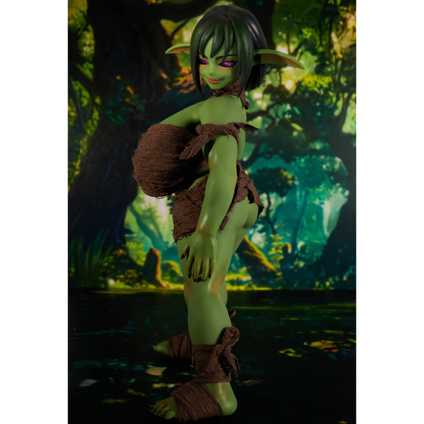 Zarga 70 cm silicone goblin-style fantasy figure with green skin and brown outfit – Climax Fantasy Collection